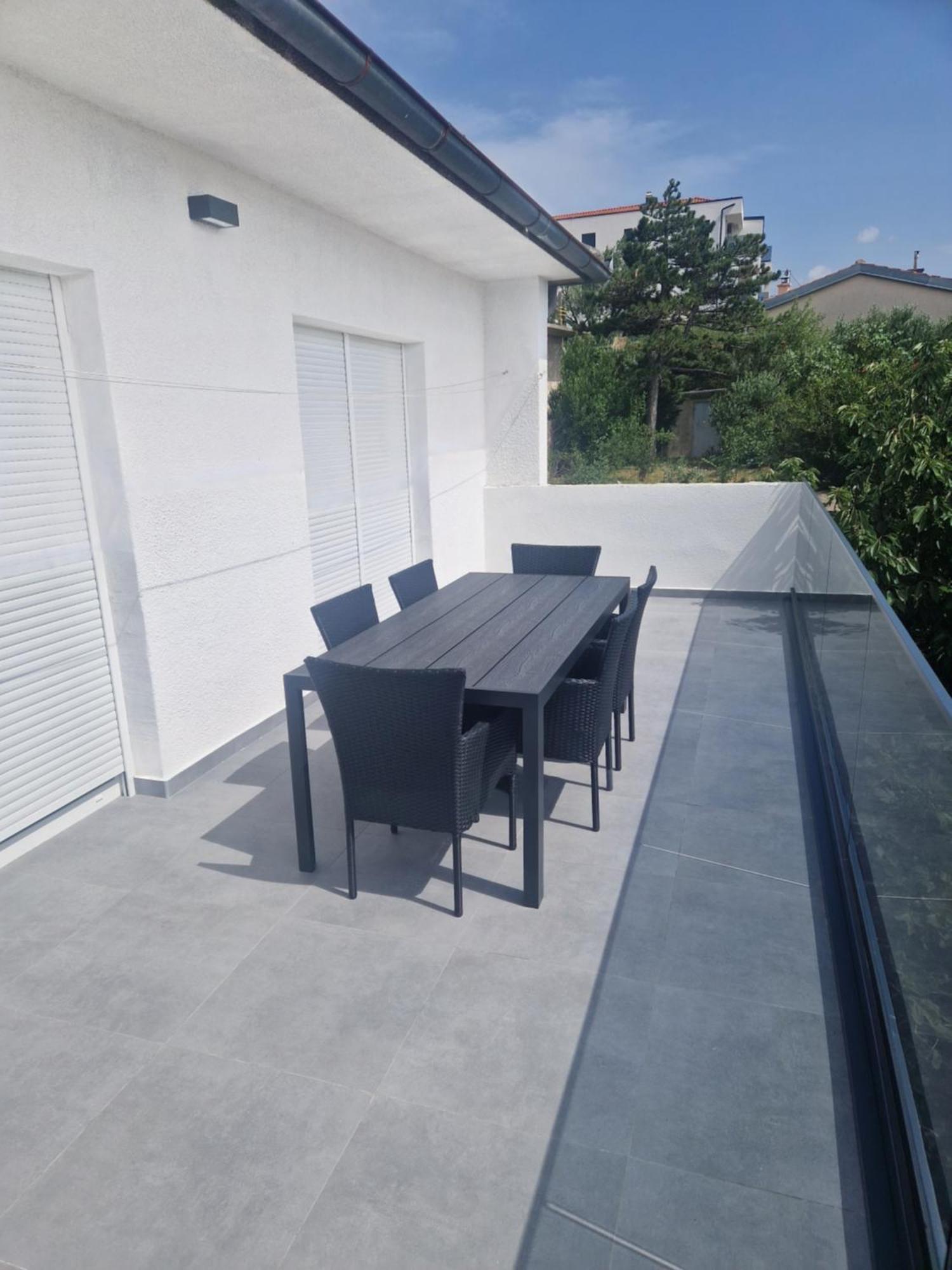 סנג' Apartment Marijanka מראה חיצוני תמונה