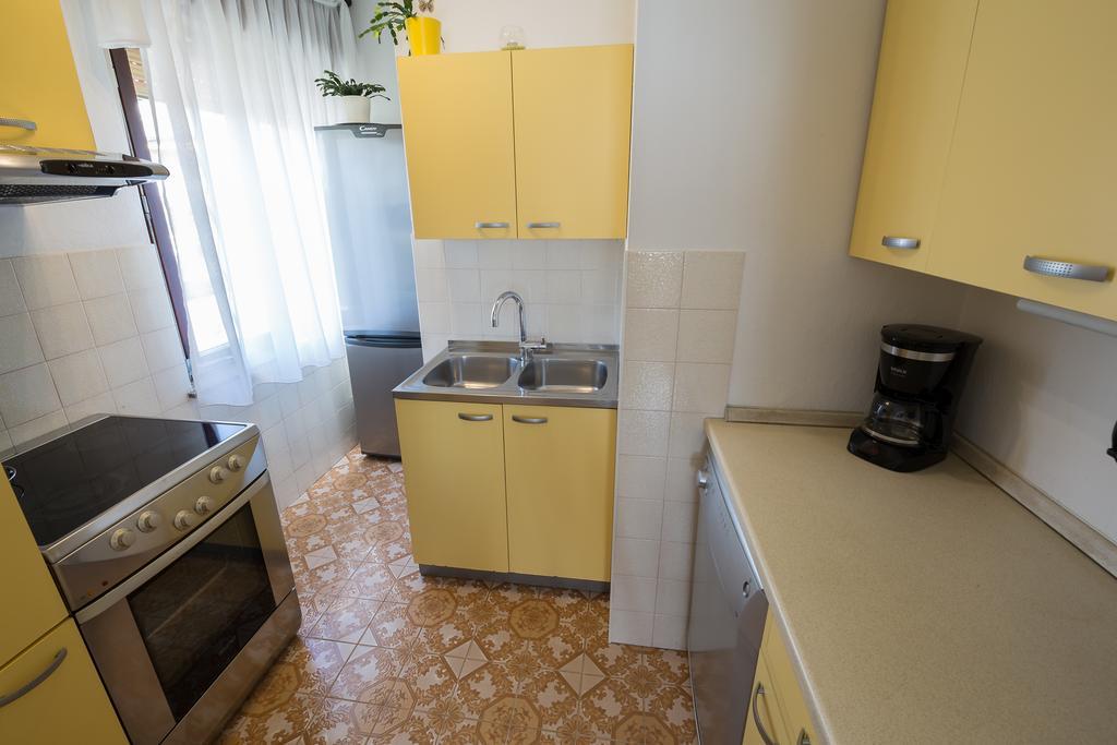 סנג' Apartment Marijanka מראה חיצוני תמונה